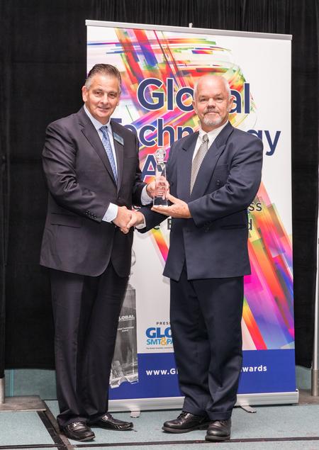 Trevor Galbraith presents the Global Technology Award for 2016 to Bob Drake for the SJ 520SPI printer